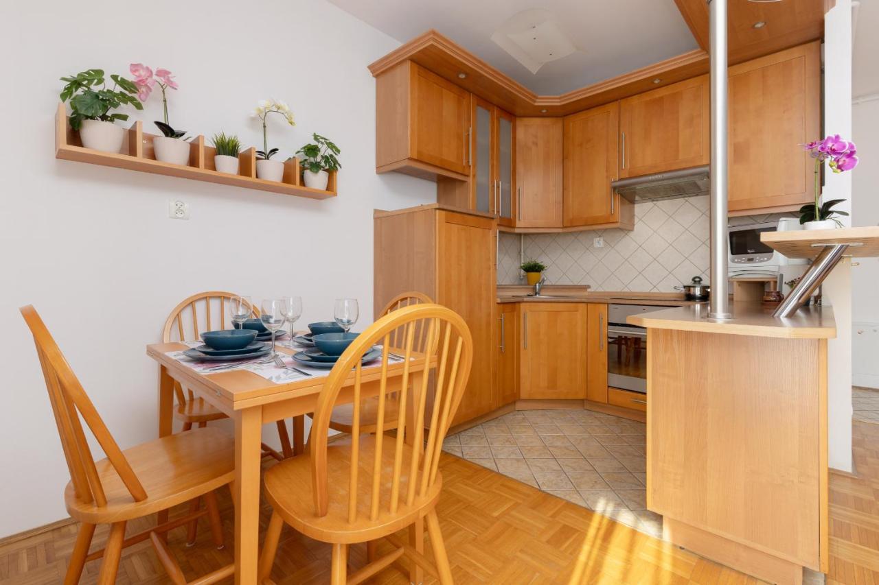 Apartment Metro Natolin Ursynow Centre Studio With Balcony By Renters Warsaw