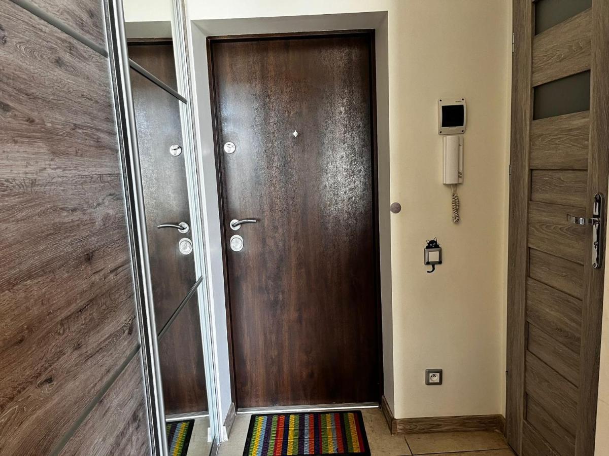 Close To Royal Lazienki Park, недалеко от олинек Apartamento *
