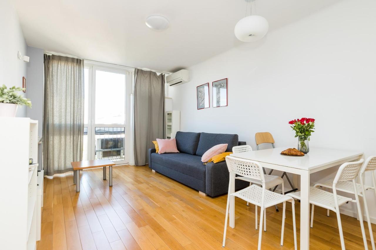Shortstaypoland Chlodna Apartment *