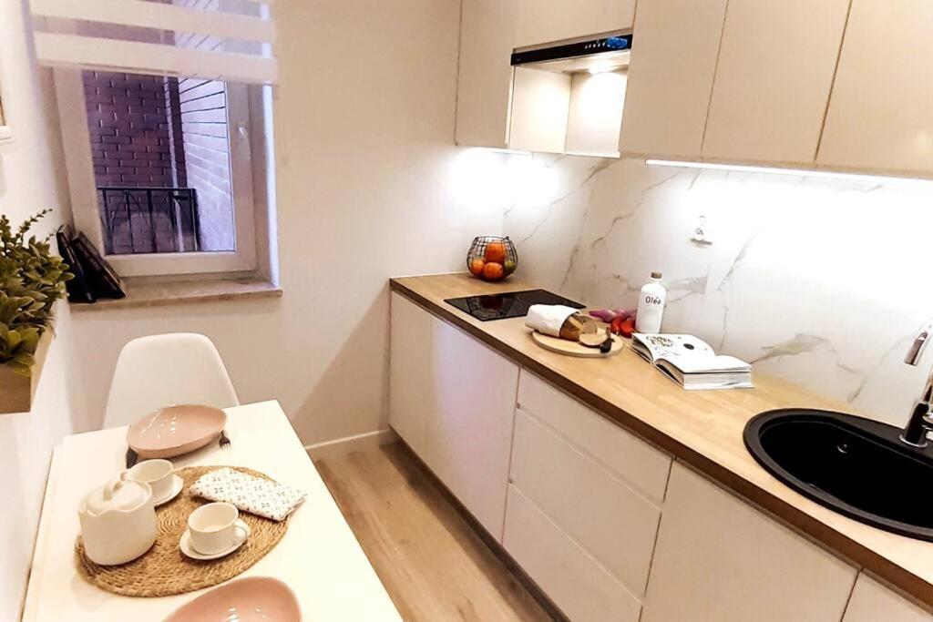 Apartamento Rondo Onz Metro, Krochmalna 32a Street *