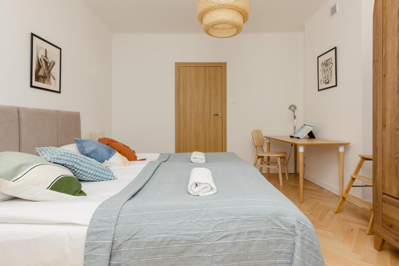 Apartment Tasteful In Center By Renters