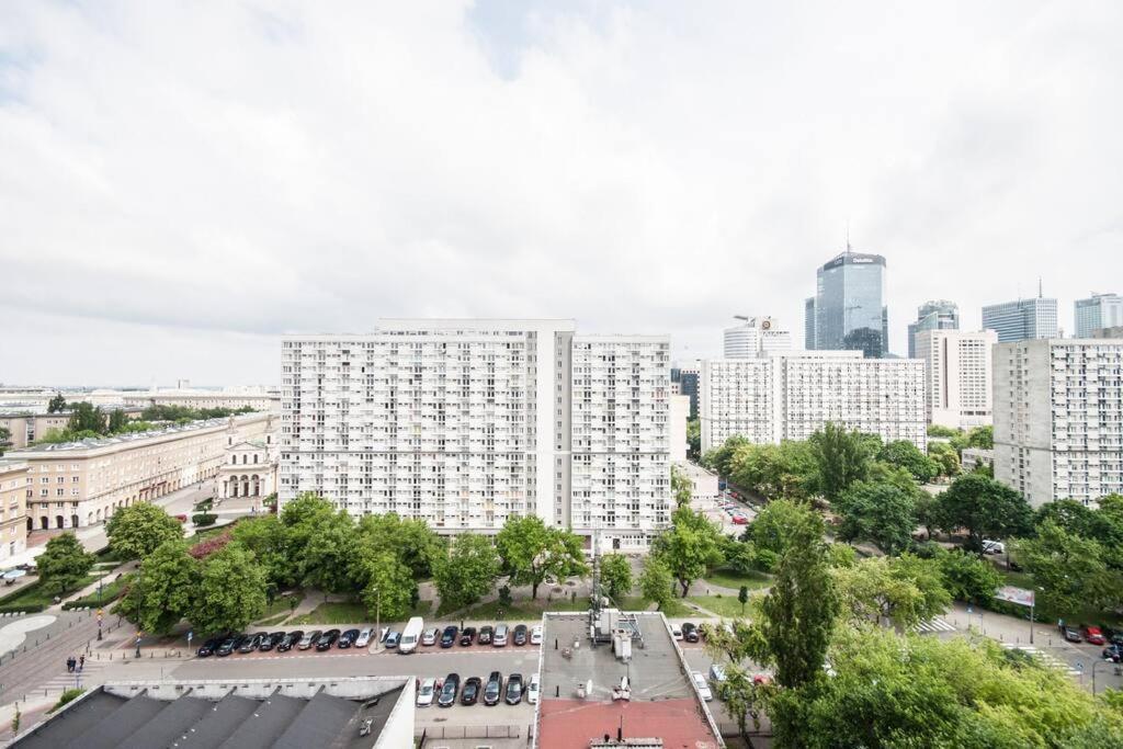 Unique With Stunning View & Netflix Apartament