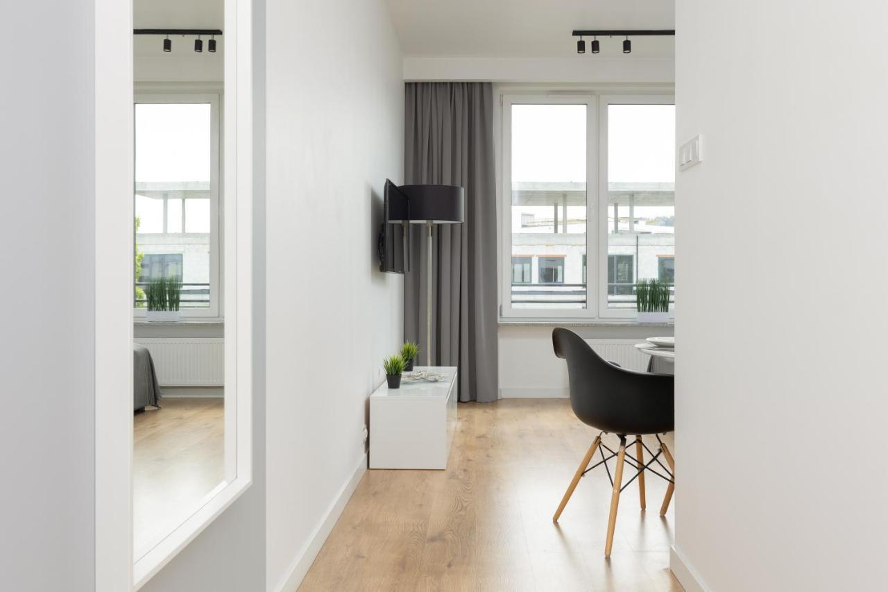 Wola Pet-friendly With Ac Slawinska By Renters