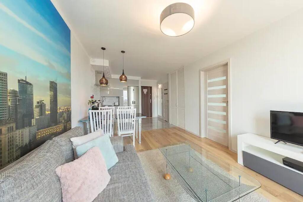 Center-comfortable And Stylish Apartment- P2