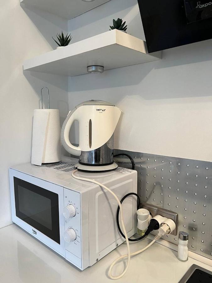 Apartment 2-rooms Cute Apartment, Metro, Wi-fi - By Hik