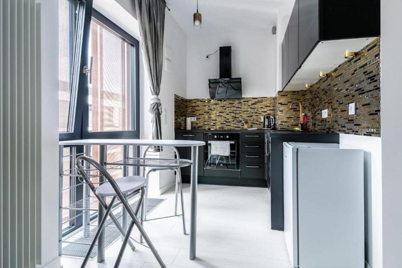 Stylish In Luxury Building- Browary- Location- Center- Kroch Apartament *
