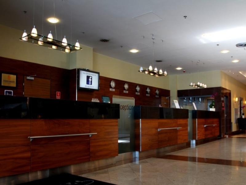 Hotel Courtyard By Marriott Airport 4*
