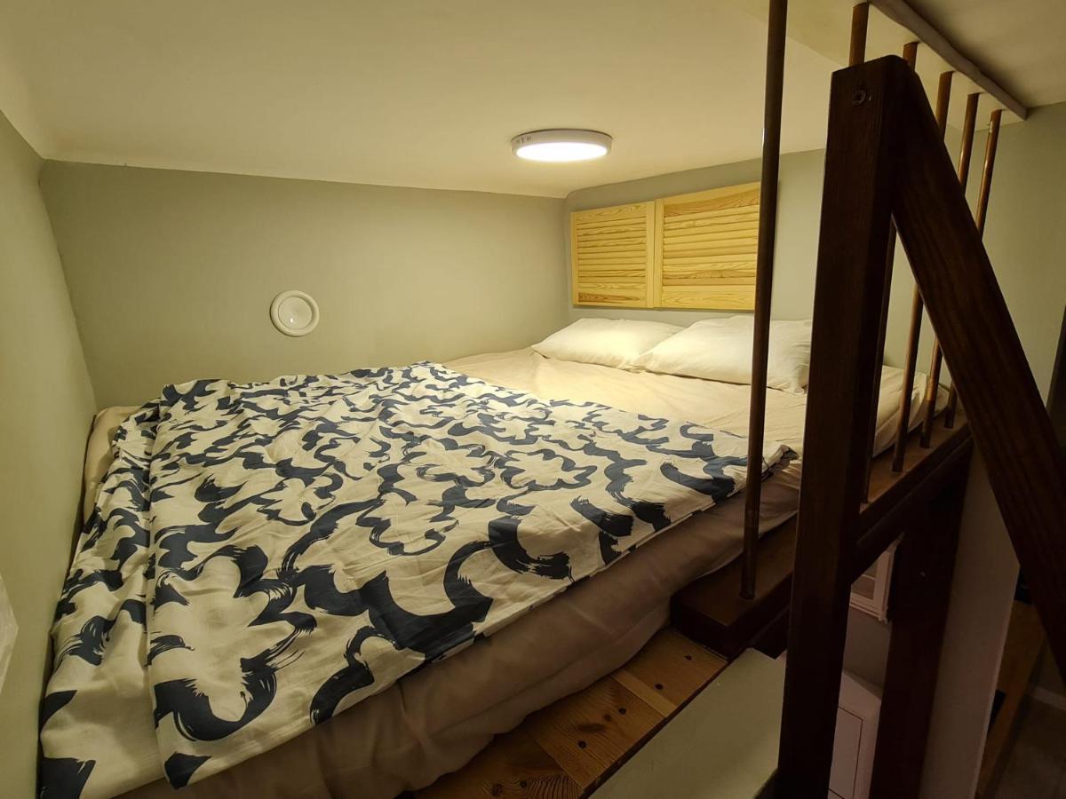 Apartment Lochowska 12 Apartament Na Antresoli