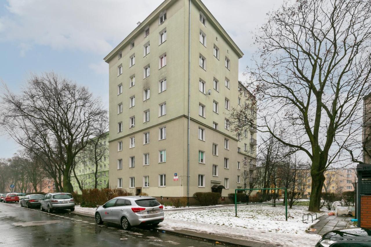 Wola With Balcony & Close To Metro By Renters
