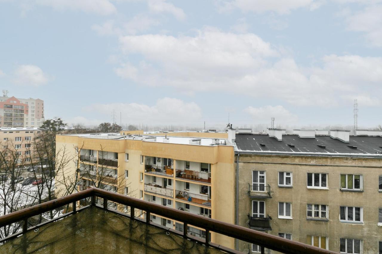 Apartment Wola With Balcony & Close To Metro By Renters Warsaw