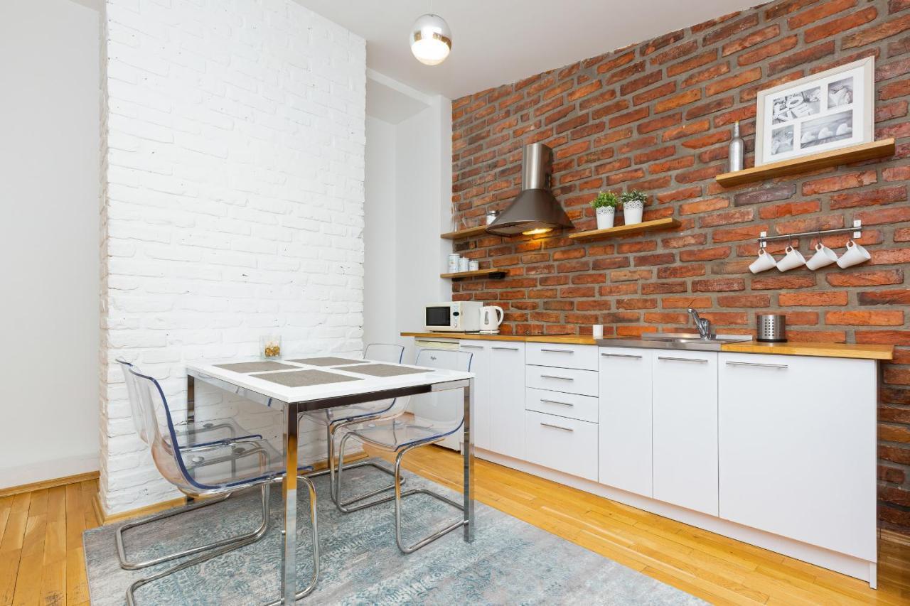 Centre Poznanska With Air-conditioning By Renters Warsaw