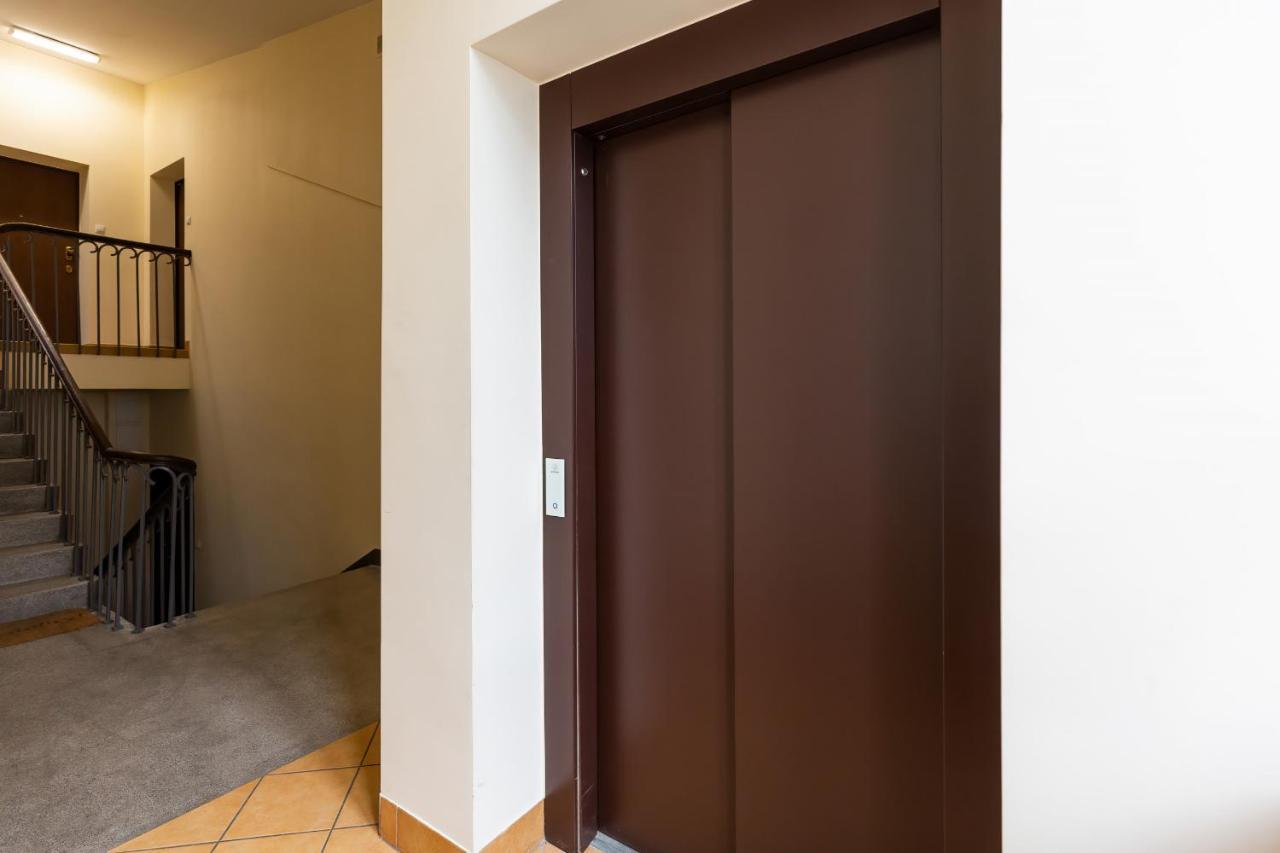 Centre Poznanska With Air-conditioning By Renters Căn hộ *
