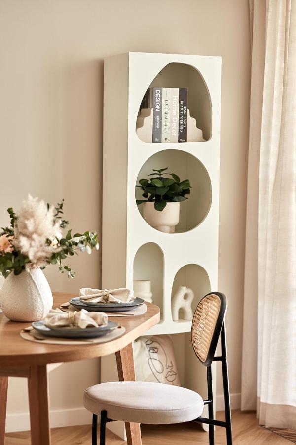 Zoli Stork - Hubnera 5 * Warszawa
