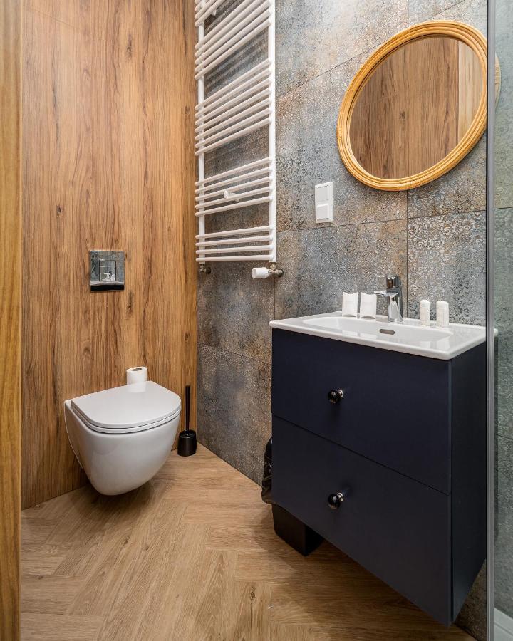 Apartament Wiktoryn *