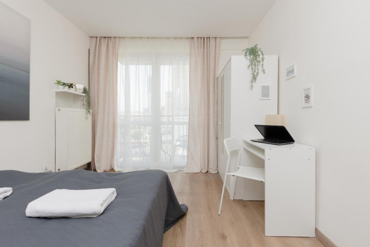 Apartament Zlota With View On Palace Of Culture And Science By Renters Warsaw