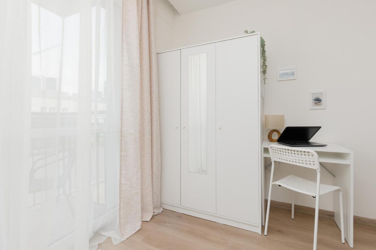 Apartament Zlota With View On Palace Of Culture And Science By Renters Căn hộ Warsaw