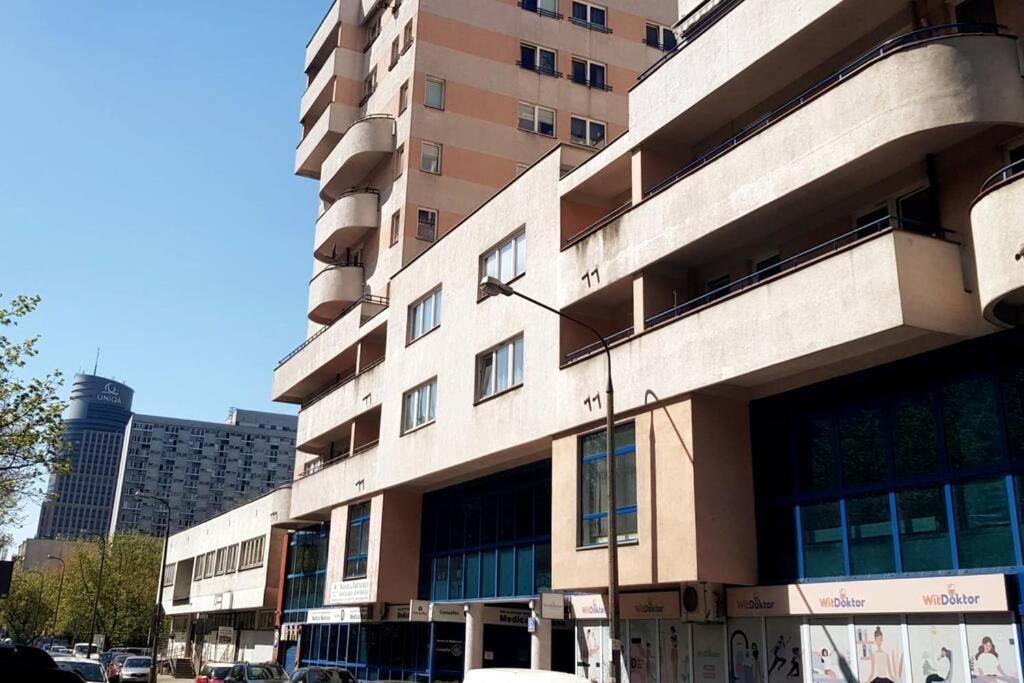 Rondo Onz Metro, Krochmalna 32a Street Apartamento *