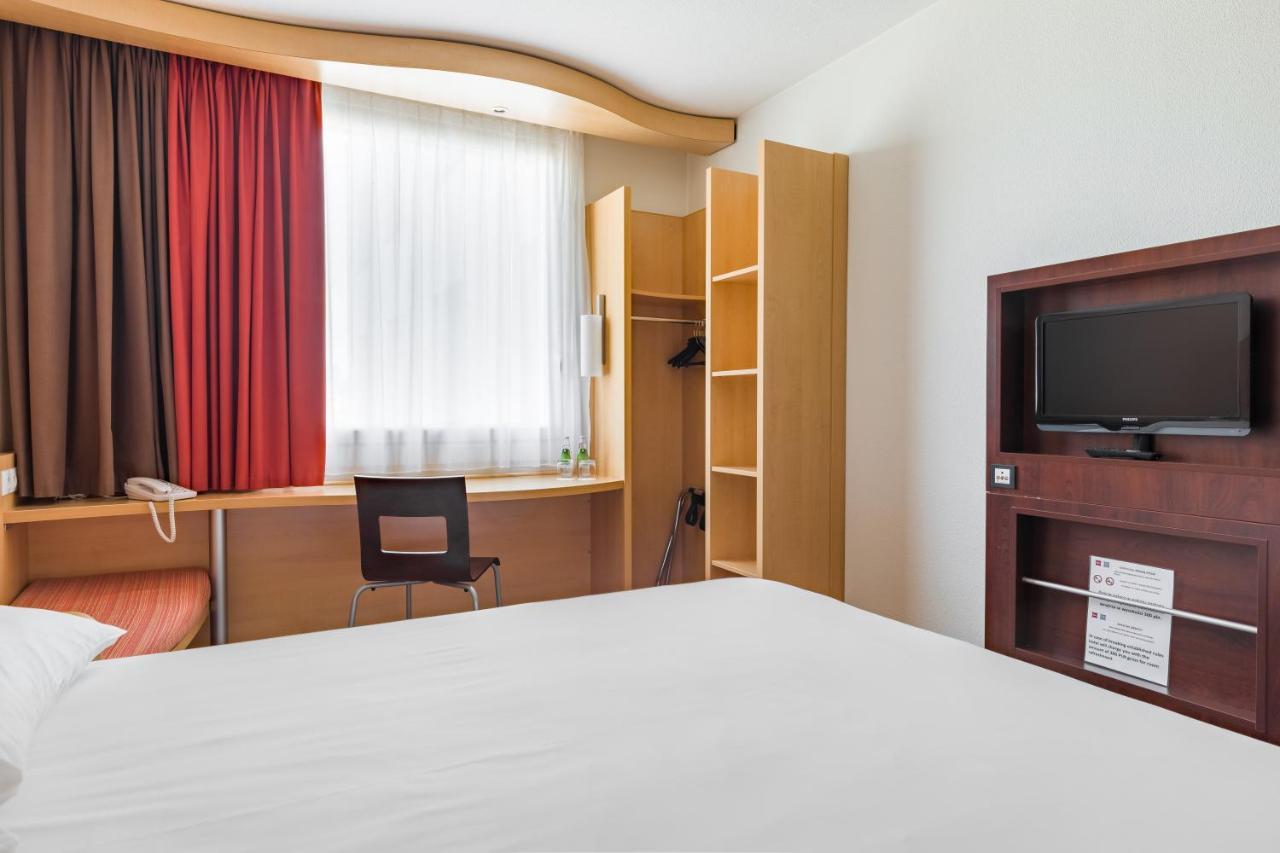 Ibis Reduta