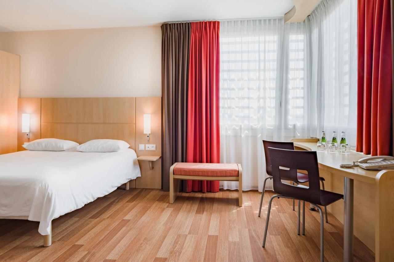 Ibis Reduta 3*