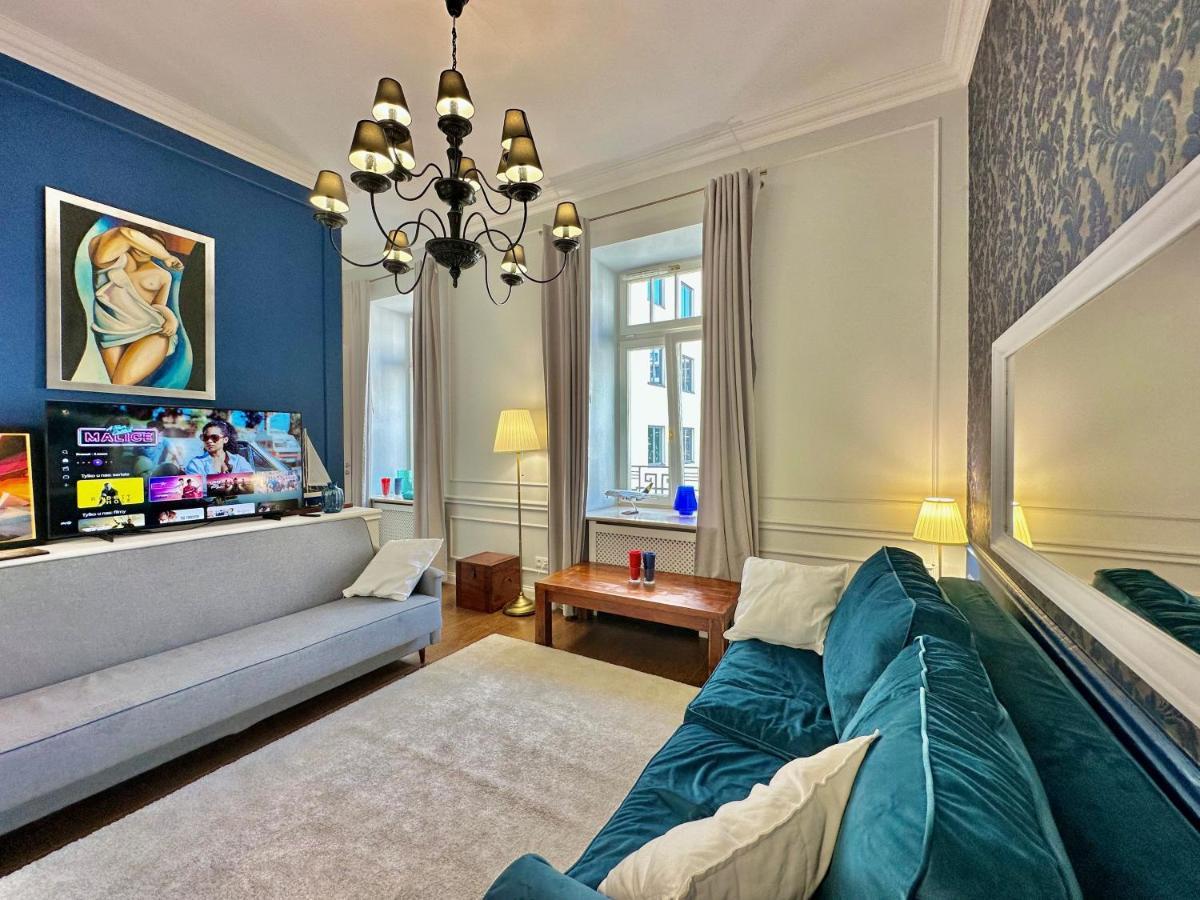 Apartment Decor Metro Wifi 300 Mbs 65tv Netflix Hbo *