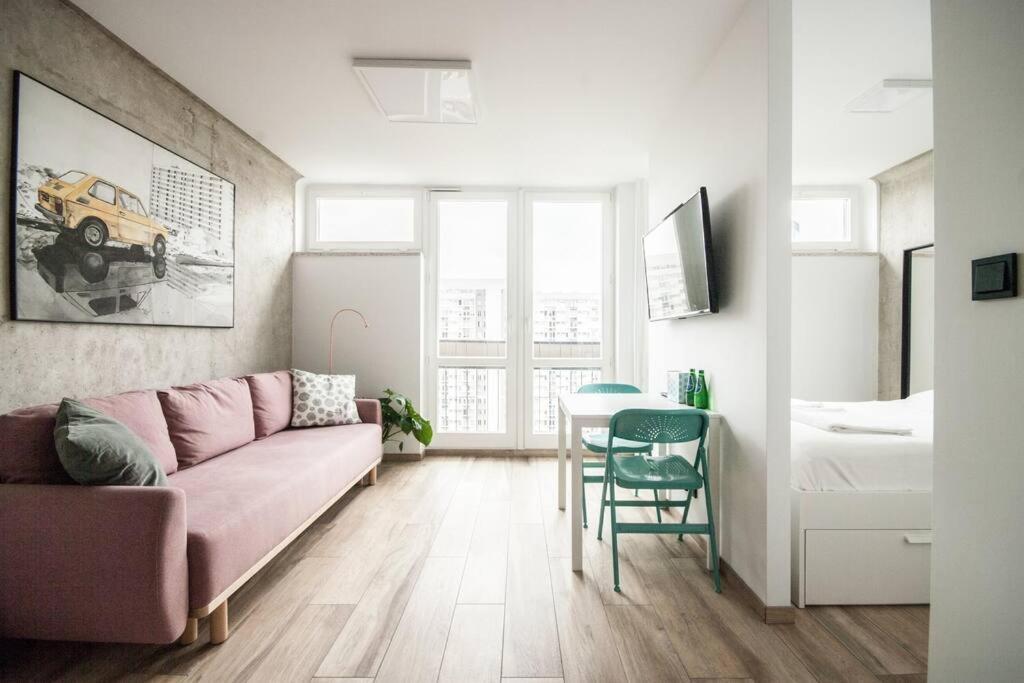 Apartament Unique With Stunning View & Netflix Warszawa