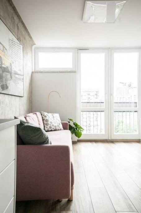 Apartament Unique With Stunning View & Netflix Warszawa