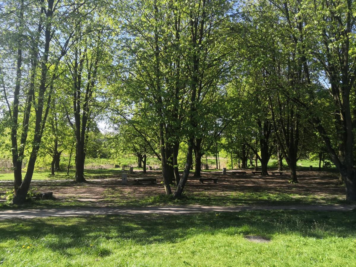 Apartament Przy Metrze Warszawa