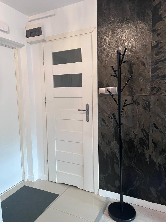 2-rooms Cute Apartment, Metro, Wi-fi - By Hik Apartment *