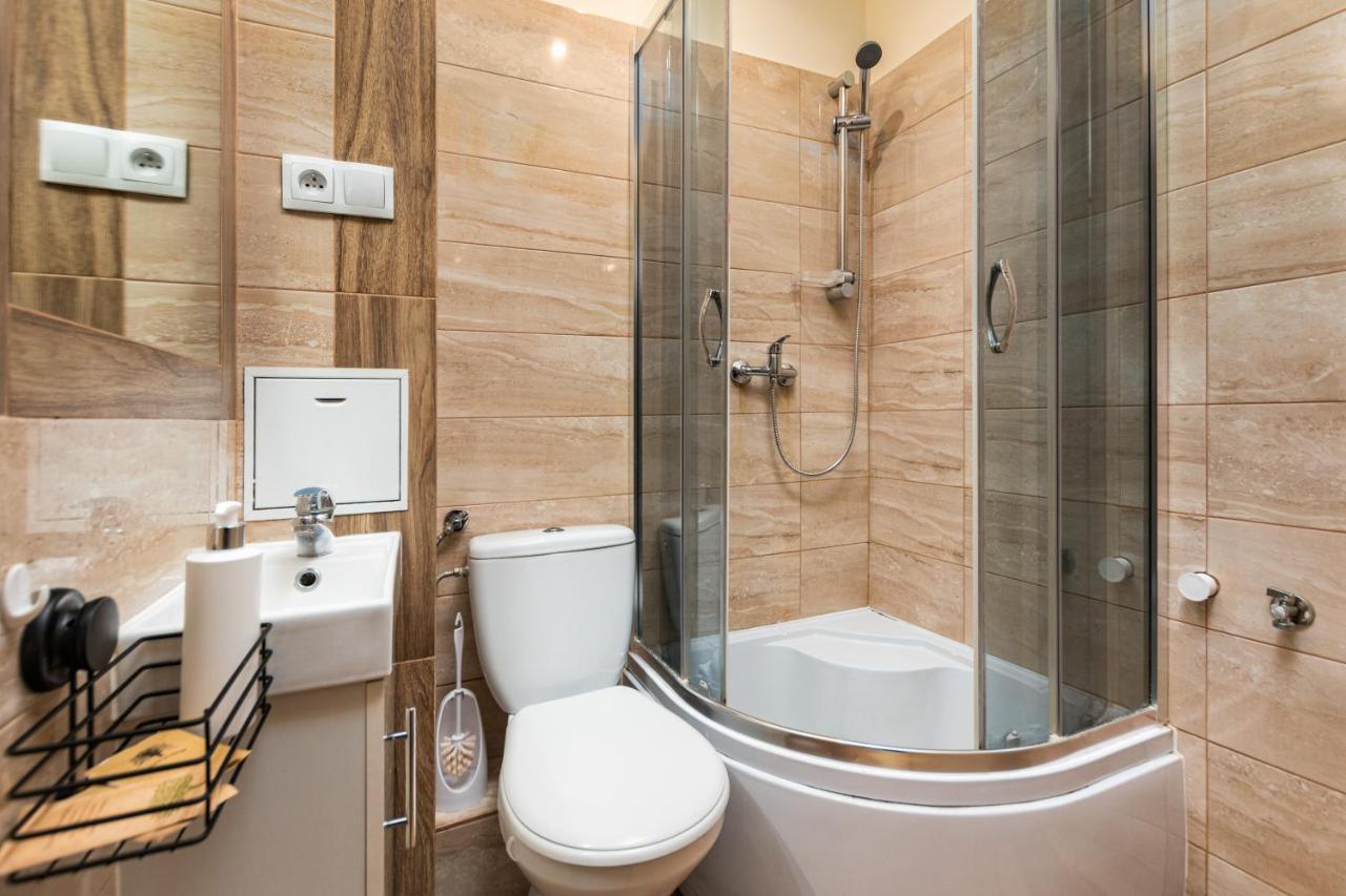 Walowa 4 By Homeprime Warsaw