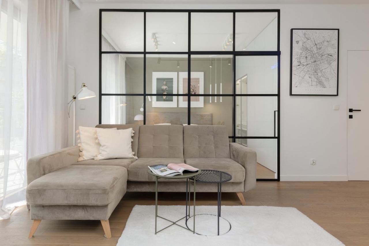 Boutiq Park Elegant With Parking By Renters Apartment *