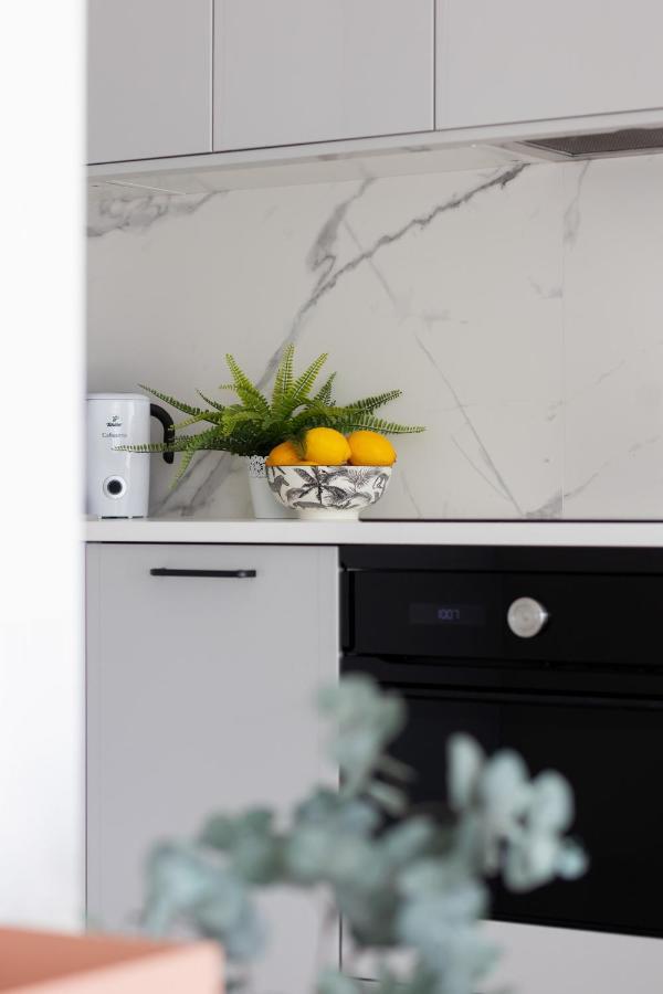 Boutiq Park Elegant With Parking By Renters Apartment Warsaw