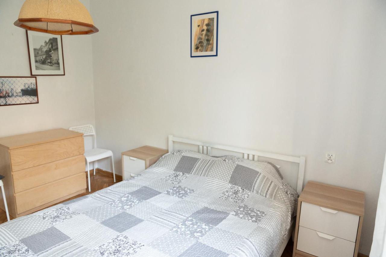 18 Woronicza Metro Apartament *