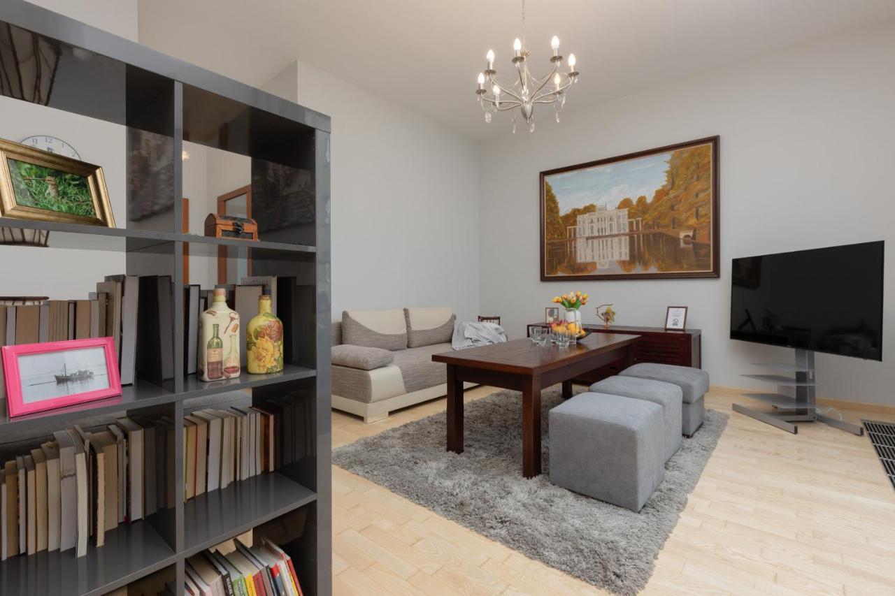 Comfy & Classy Near Cos Torwar By Renters * Warschau