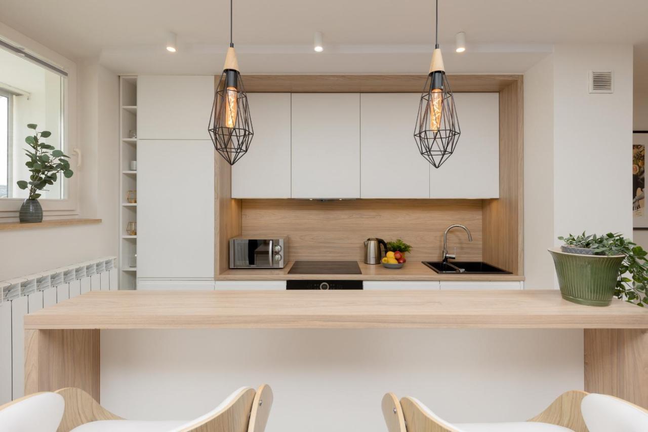 City View With 2 Bedrooms & Ac By Renters Apartamento Varsóvia