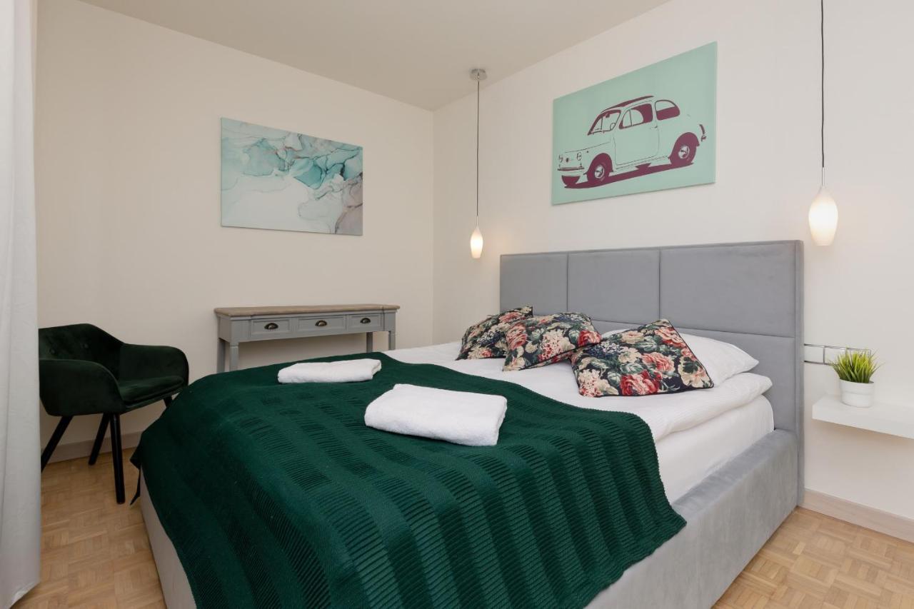 City View With 2 Bedrooms & Ac By Renters