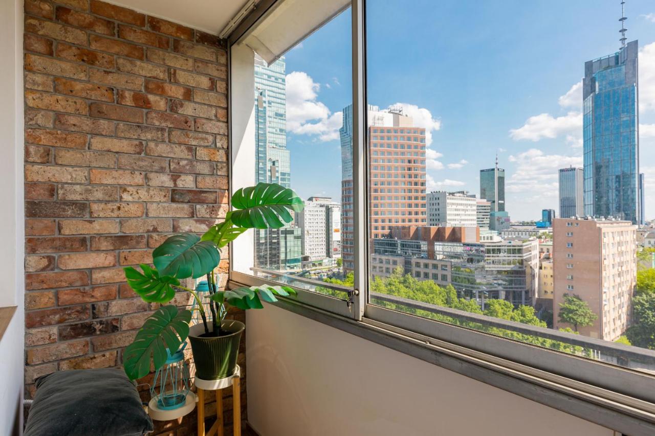 City View With 2 Bedrooms & Ac By Renters *
