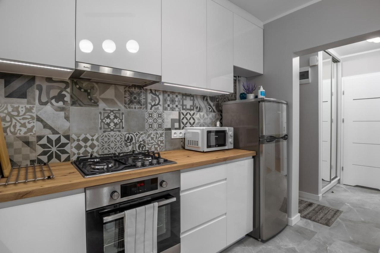 Apartment Center Classicrooms