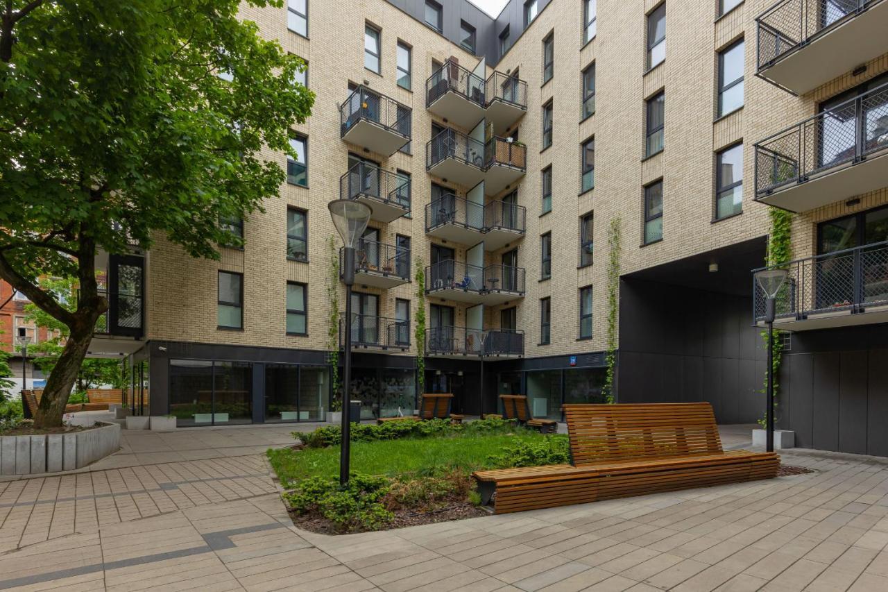 Modern Stalowa 2 Bedrooms & Parking By Renters Warsaw