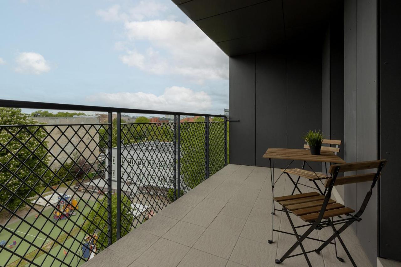 Modern Stalowa 2 Bedrooms & Parking By Renters *