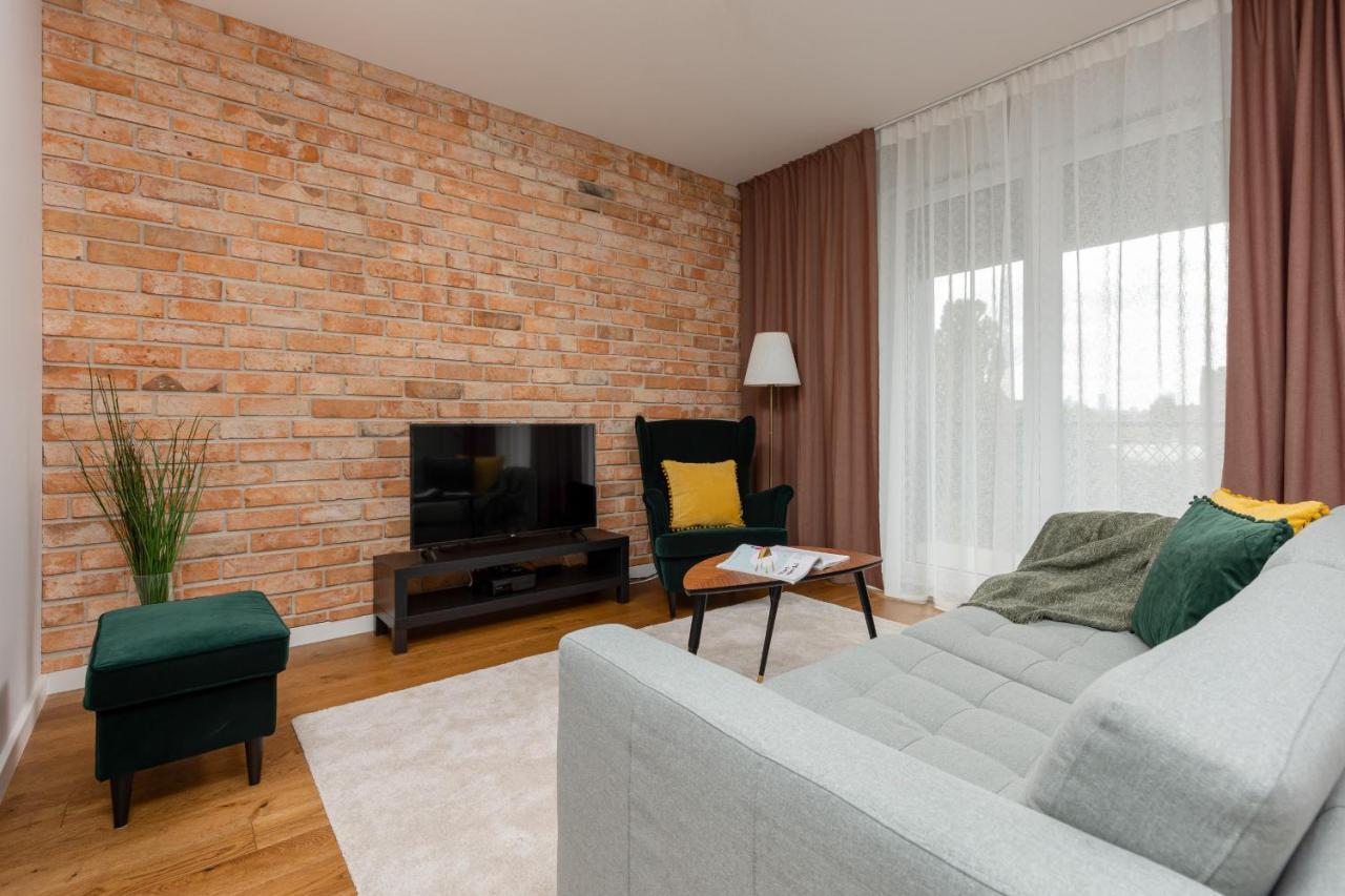Apartment Modern Stalowa 2 Bedrooms & Parking By Renters Warsaw