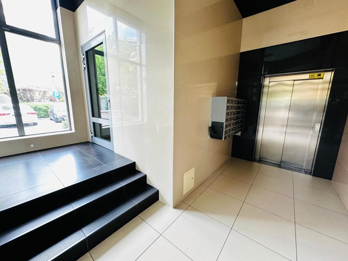 Apartment Premium By B2 Warschau