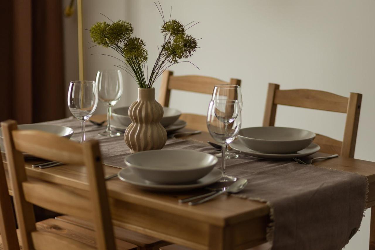 Modern Stalowa 2 Bedrooms & Parking By Renters