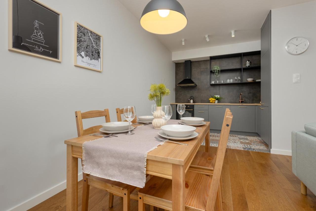 Apartment Modern Stalowa 2 Bedrooms & Parking By Renters Warsaw