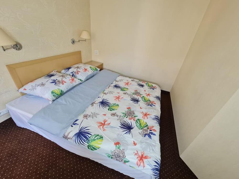 10q - Z6 201 Apartamento Varsóvia