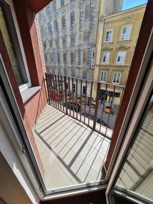 10q - Z6 201 Apartamento