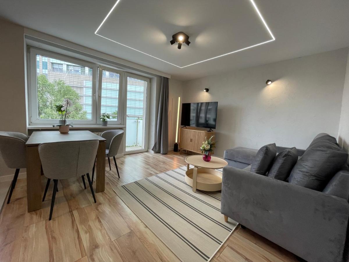 Apartment Emilii Plater 55 - Modern Full *