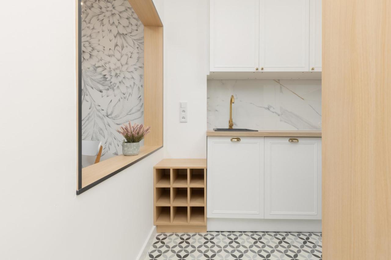 Apartment Pulawska Elegant Mokotow By Renters