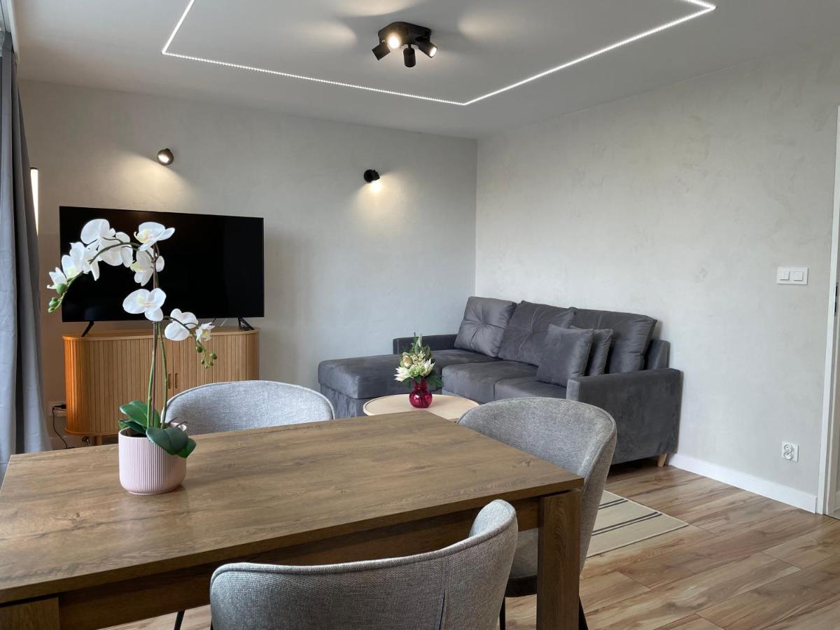Apartment Emilii Plater 55 - Modern Full