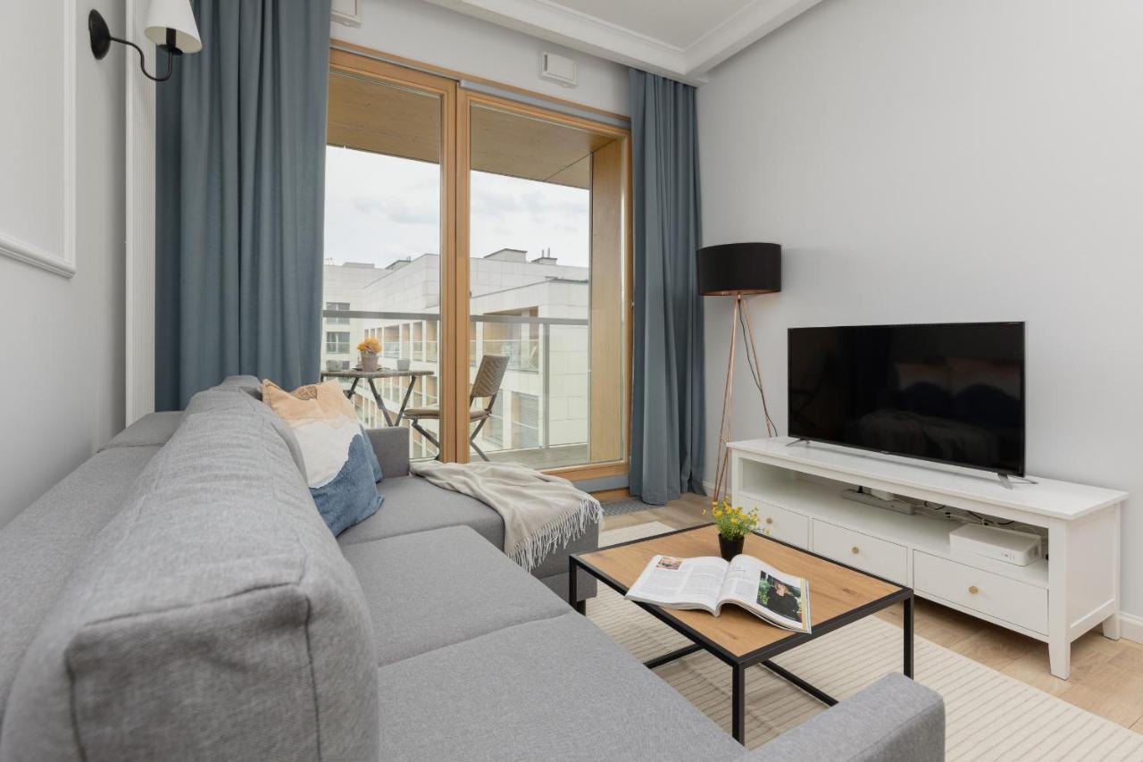 Stylish Kolejowa & Parking & Balcony By Renters Warsaw