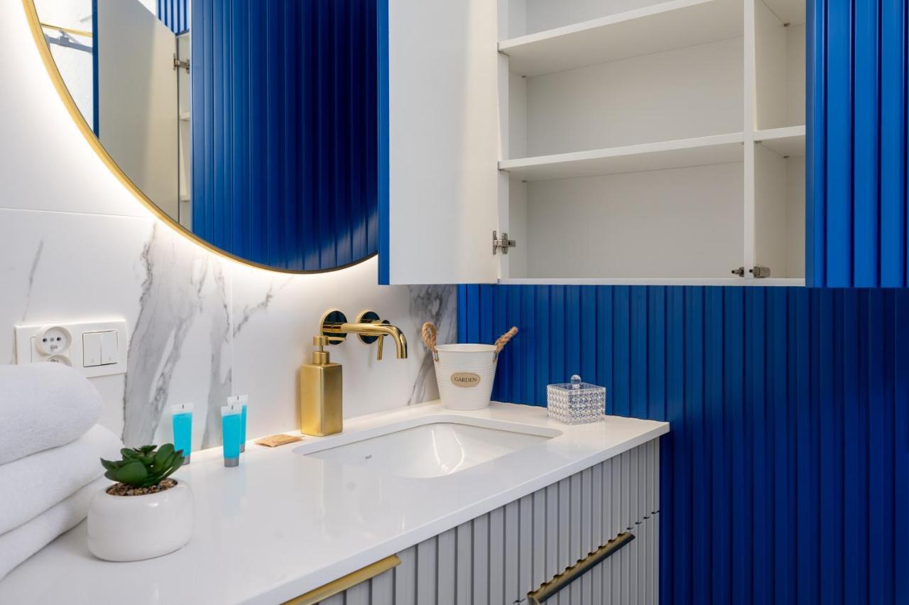 Luxury Modern *